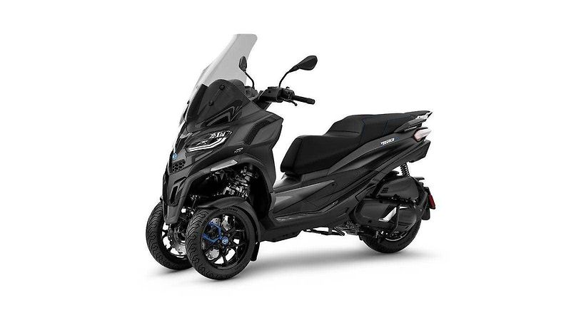 Piaggio MP3 400 (2026) MP3 Sport 400 E5+ - fotka 5 z 9