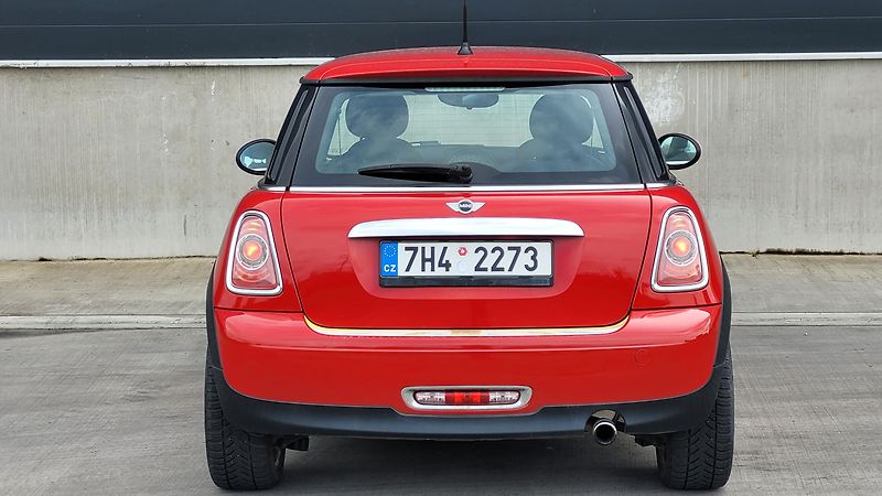 Mini One 1,6i 55Kw  - fotka 11 z 21