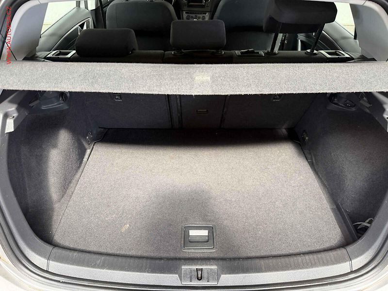 Volkswagen Golf (2013) 1.2 TSi VII, Comfortline, TZ - fotka 7 z 17