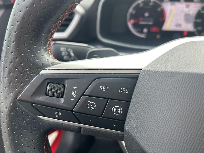 Seat Leon 2.0TDI 110kW FR - fotka 15 z 30