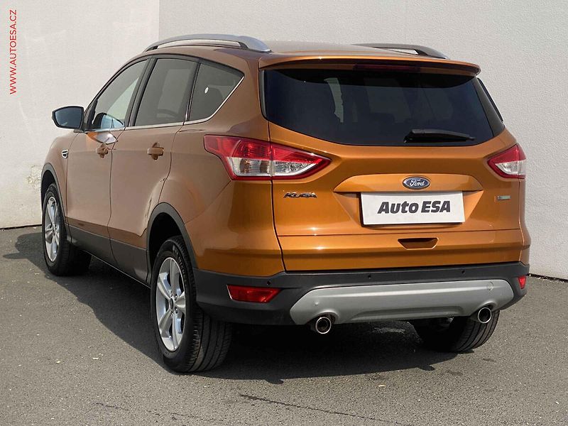Ford Kuga (2015) 1.5 EB, Trend, navi, +kola - fotka 6 z 18