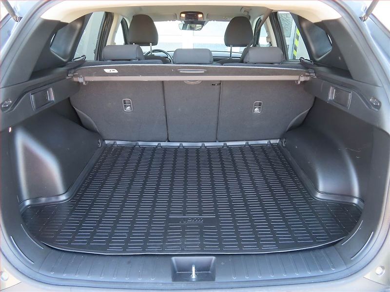 Hyundai Tucson (2021) 1.6 T-GDI - fotka 13 z 23