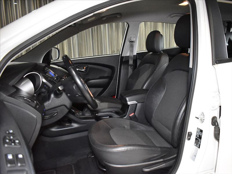 Hyundai ix35 1,7 CRDI Výhřevy - fotka 8 z 20