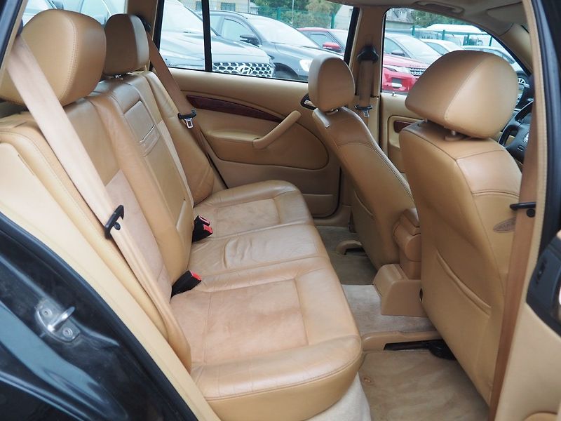 Škoda Octavia (2002) 1.9 TDI, 81 kW, Laurin&Klement - fotka 15 z 28