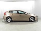Volvo V40 (2016) 1.5 T2, Automat, Navi, Xenony - náhled 6