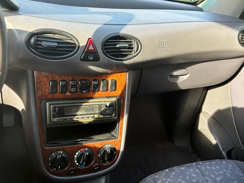 Mercedes-Benz Třídy A (2003) - fotka 5 z 13