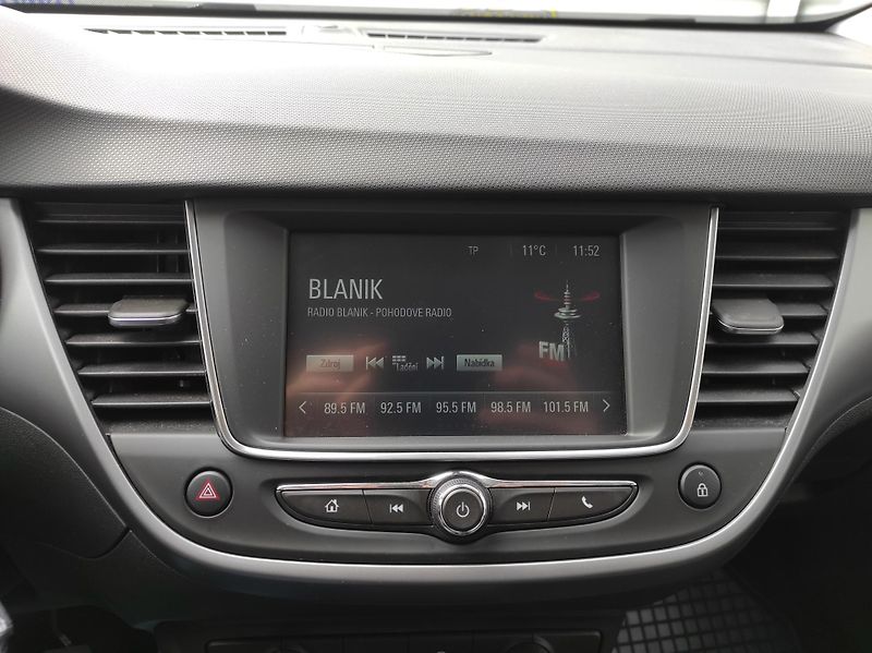 Opel Crossland 1,2Turbo 81kW,S/S,Elegance,ČR - fotka 20 z 44