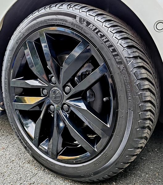 Volkswagen Golf (2013) VII, 1.4 TSI, 103 kW - fotka 7 z 27