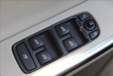 Volvo XC60 2,4 D4  ČR,A/T,4x4,OCEAN RACE - náhled 22