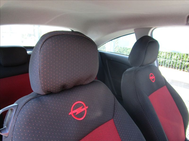 Opel Corsa 1.2i  Klima - fotka 18 z 34