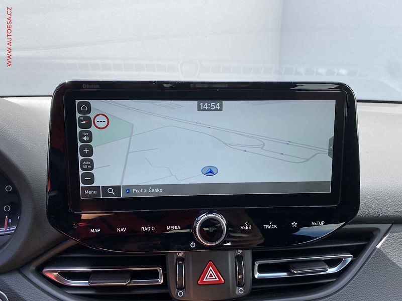 Hyundai i30 (2022) 1.5T-GDi, N-Line, kůže, LED - fotka 17 z 19