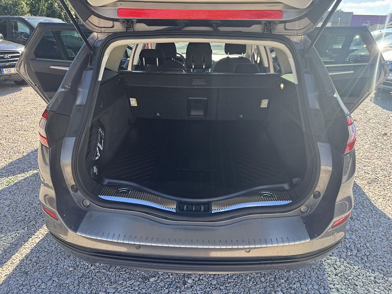 Ford Mondeo (2015) 1.5(118KW) 1MAJITEL,SERVISKA - fotka 15 z 45