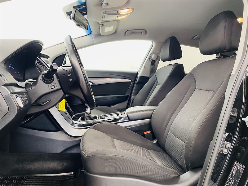 Hyundai i40 1,6 CRDi 100kW - fotka 5 z 23