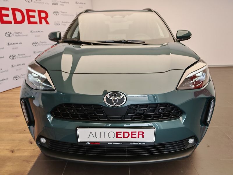 Toyota Yaris Cross 1.5 Hybrid e-CVT Style 4x4 - fotka 2 z 20