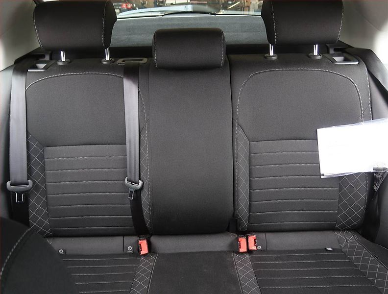Škoda Rapid (2017) Ambition 1.4 TDI, Serv.kniha - fotka 10 z 18