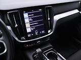 Volvo V60 2,0 B5 AWD Momentum Pro AT DPH - náhled 18