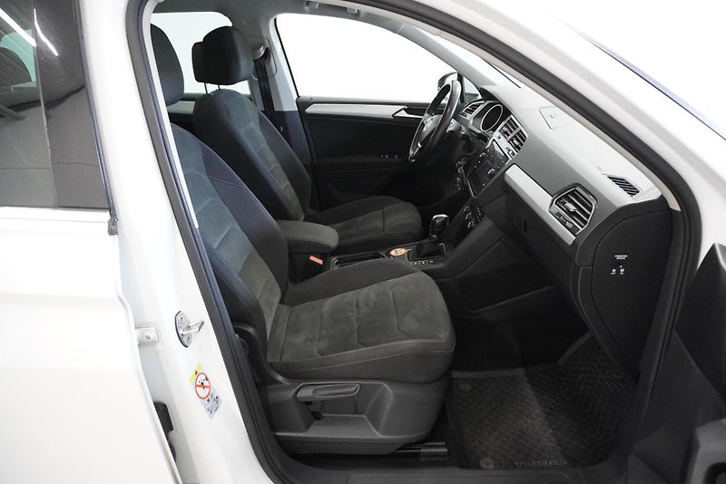 Volkswagen Tiguan 2.0 TDi 110kW DSG7 - fotka 28 z 38