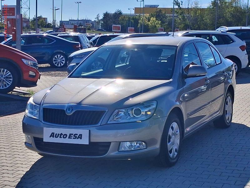 Škoda Octavia (2010) 1.2 TSI, ČR, servis.kniha, AC - fotka 3 z 14