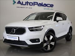 Volvo XC40 2,0 D4 AWD Mom.PRO Pilot Tažné - fotografie inzerátu