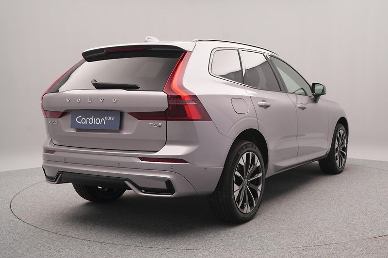 Volvo XC60 (2026) T6 AWD AUT DARK ULTRA - fotka 13 z 24