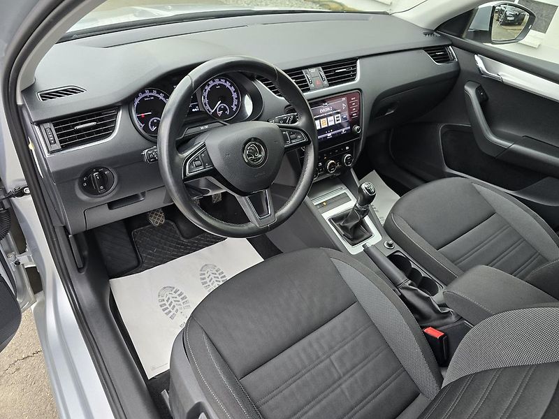 Škoda Octavia STYLE LED DIGIKLIMA-DPH - fotka 10 z 37