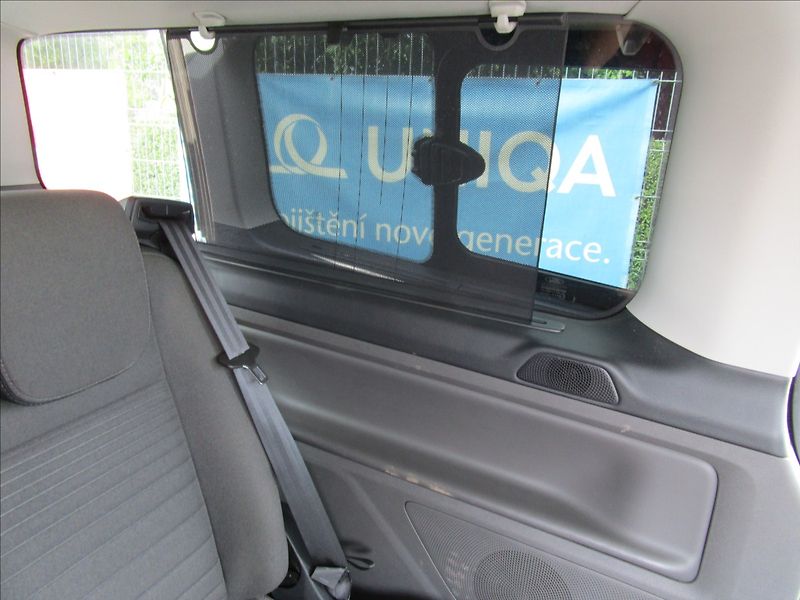 Ford Tourneo Custom 2.0TDCi L2 Titanium, 8 míst - fotka 43 z 57