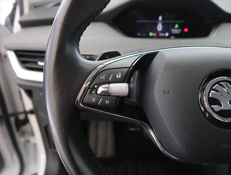 Škoda Enyaq (2021) iV 80 (82 kWh), SoH 91% - fotka 23 z 29