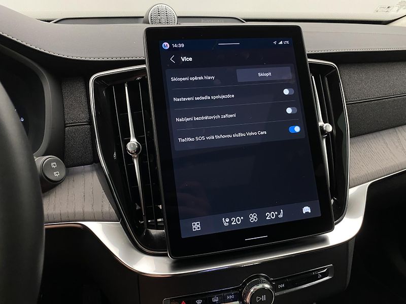 Volvo XC90 T8 RECHARGE BRIGHT ULTRA 7míst - fotka 61 z 70