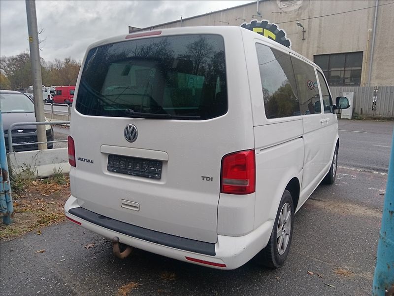 Volkswagen Multivan 2,0 TDi  Startline - fotka 10 z 19
