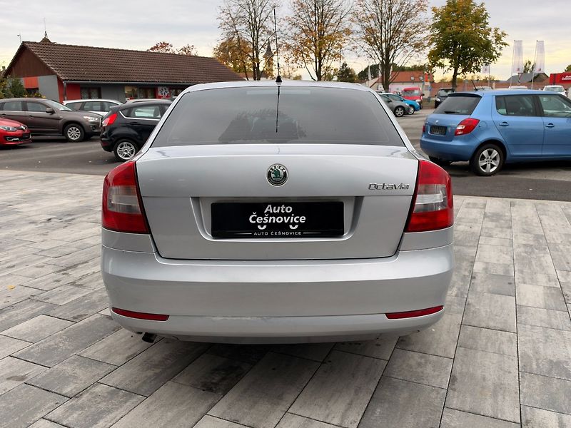 Škoda Octavia (2010) 1,2 TSI 77 Kw - fotka 6 z 30