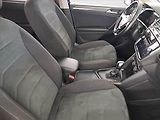 Volkswagen Tiguan (2018) 2.0 TDI, Automat, Serv.kniha - náhled 9