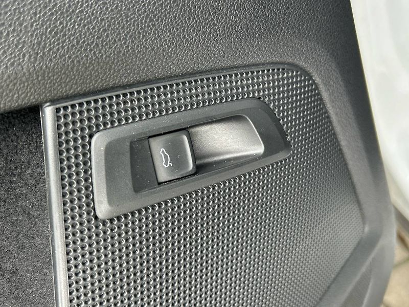 Škoda Kodiaq (2022) 2.0 TDI 7DSG 4x4 Sportline - fotka 22 z 35