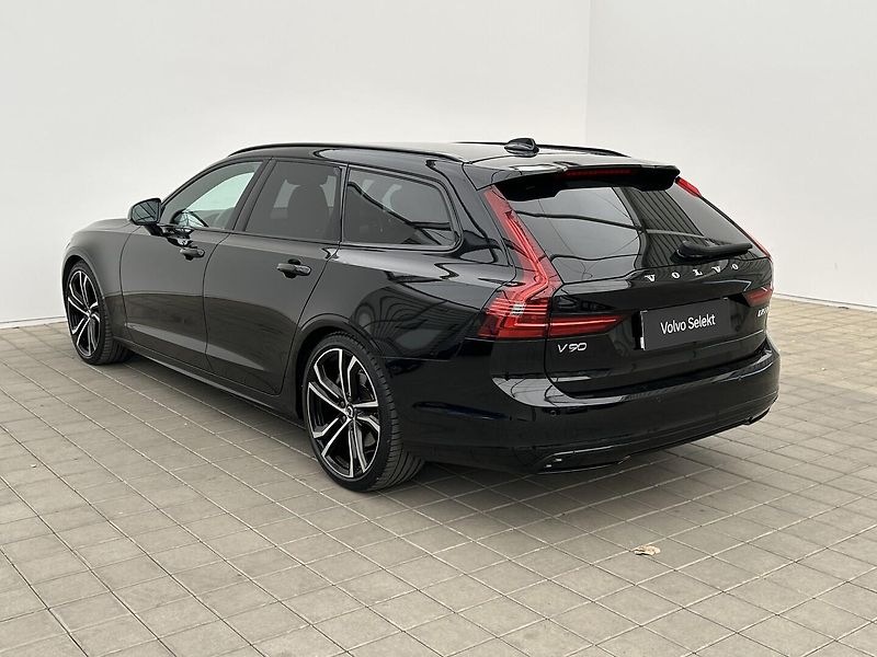 Volvo V90 2.0 D5 4x4 R-Design - fotka 4 z 30