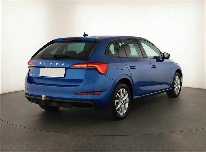 Škoda Scala (2021) Joy 1.0 TSI, Tempomat - fotka 5 z 18