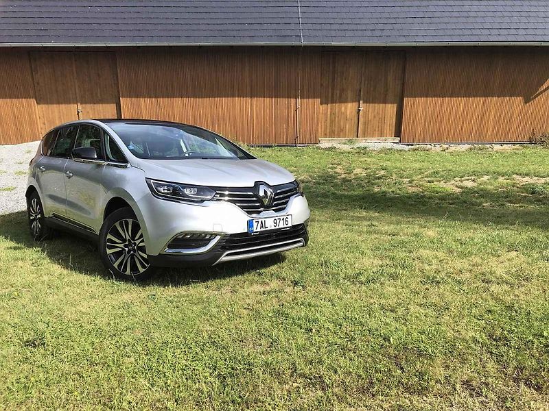 Renault Talisman má naopak dražší benzinový motor.