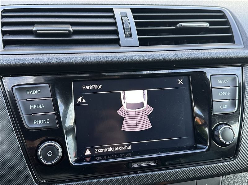 Škoda Fabia 1,0 TSI 95PS  Ambition Top - fotka 36 z 52