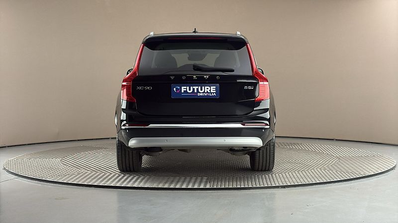Volvo XC90 2.0 B5 AUT AWD Inscription - fotka 5 z 33