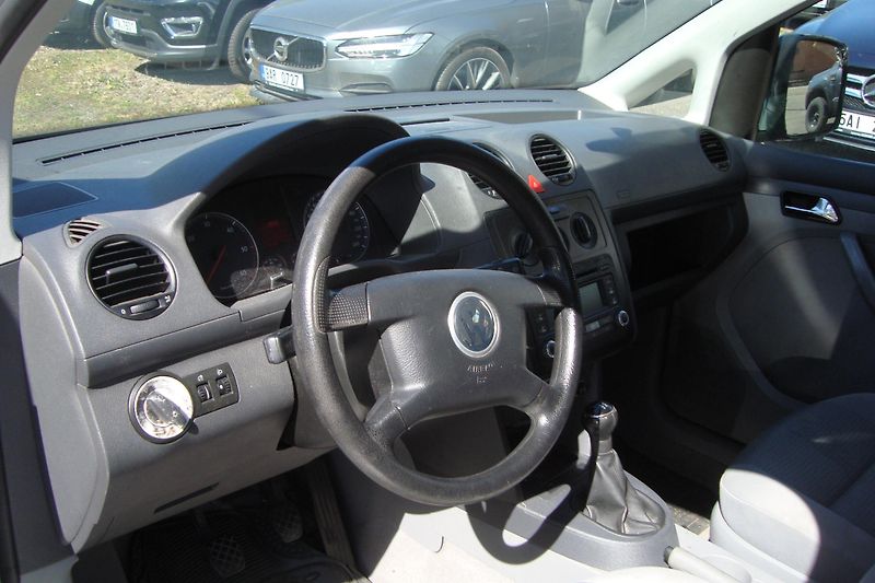 Volkswagen Caddy (2006) LIFE 1.9 TDi, STK+ME 5/2027 - fotka 23 z 52
