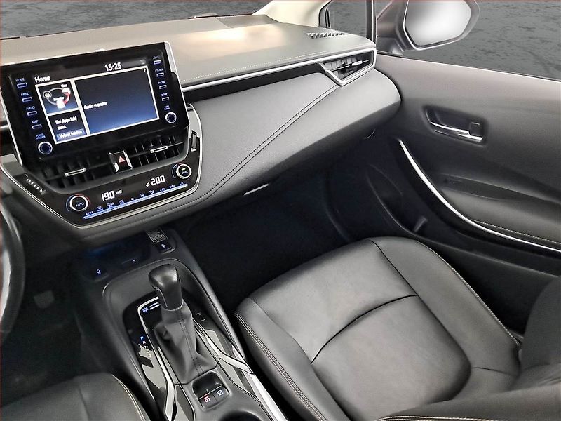 Toyota Corolla (2019) Executive 1.8 Hybrid, Automat - fotka 8 z 18