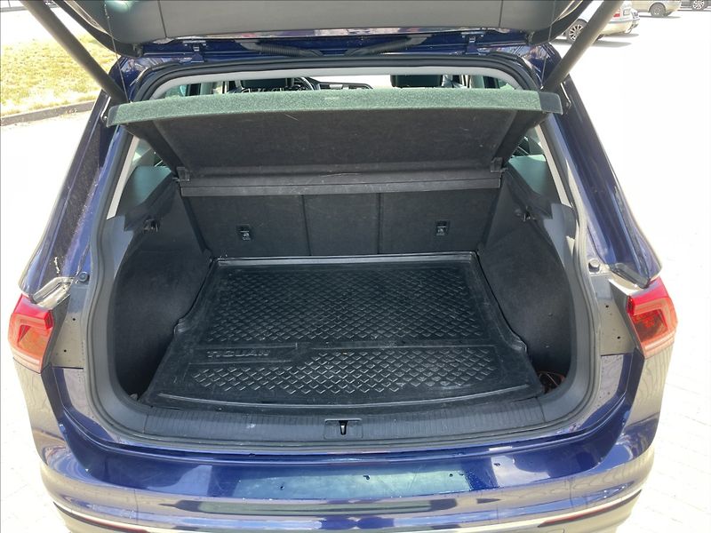 Volkswagen Tiguan 2,0 TDi 110kw 4-Motion LED GPS - fotka 9 z 37
