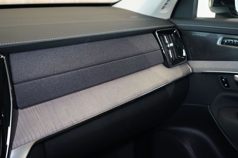 Volvo XC90 B5 PLUS Bright, Vzduch, 360° - fotka 41 z 50