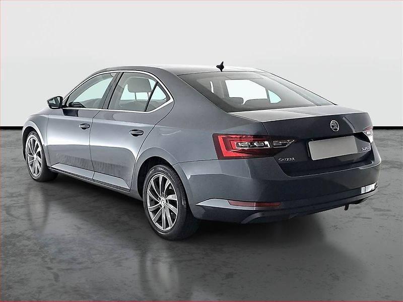 Škoda Superb (2017) 2.0 TDI, Automat, Bi-Xenony - fotka 4 z 19