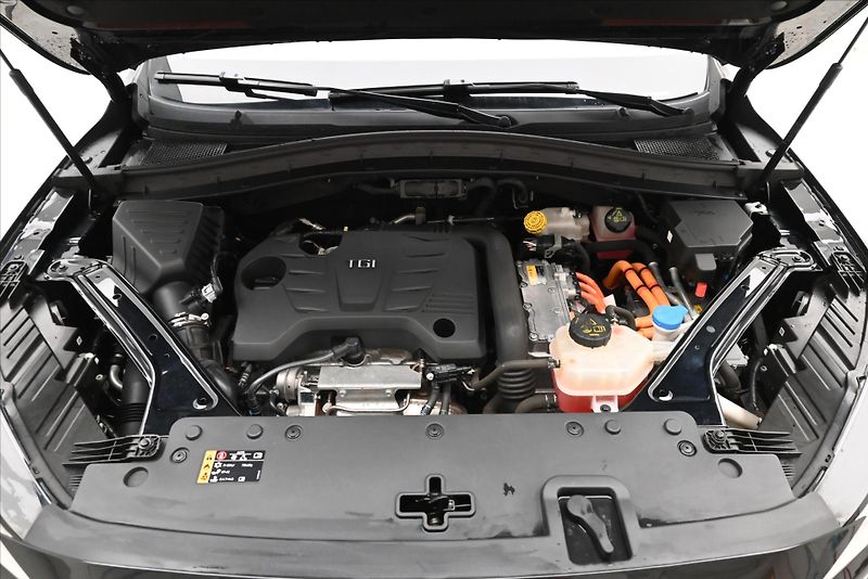 MG EHS 1,5 TGI PHEV 119 kW AT Záruka - fotka 9 z 31
