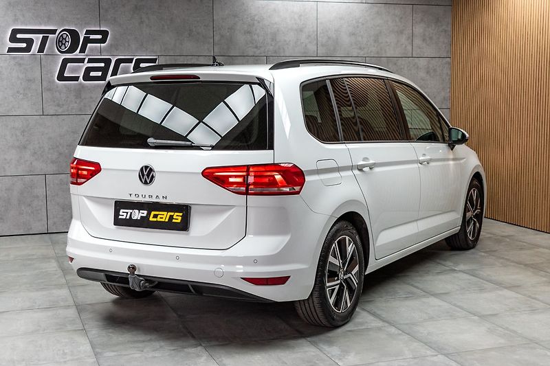 Volkswagen Touran 1.5 TSI TAŽNÉ*7.MÍST*DPH*ČR 1M - fotka 7 z 46