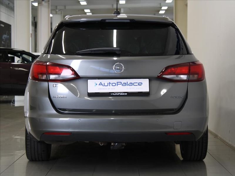 Opel Astra 1,4 Turbo 110kW AT Innovation - fotka 4 z 23