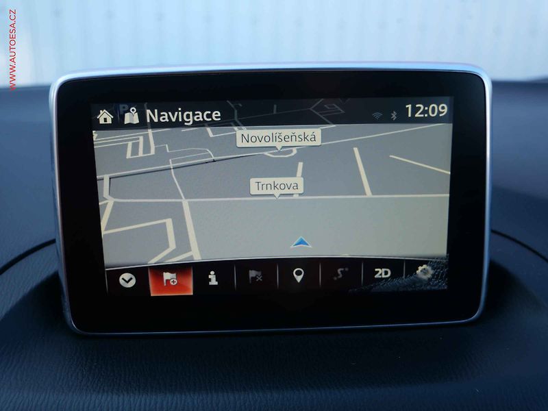 Mazda 3 (2014) 1.5i, ČR, AC, temp - fotka 21 z 24