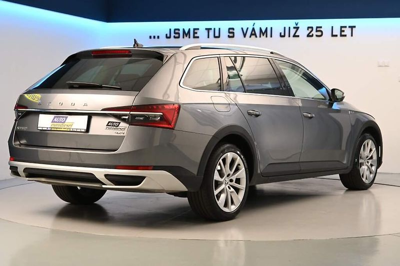Škoda Superb (2023) 2.0 DSG 4x4 SCOUT Matrix LED T - fotka 5 z 40