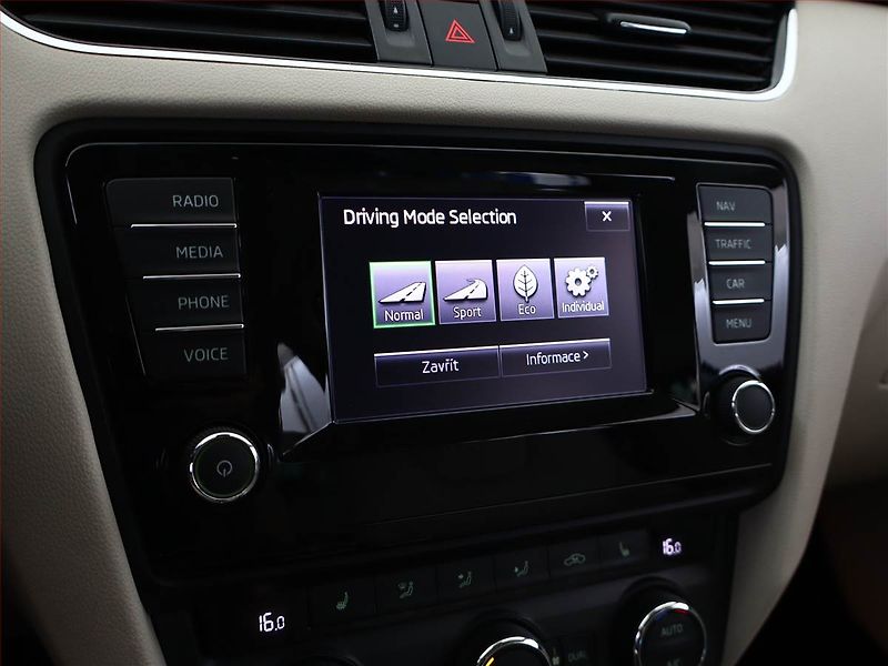 Škoda Octavia (2014) 1.8 TSI, 4X4, Automat - fotka 16 z 21