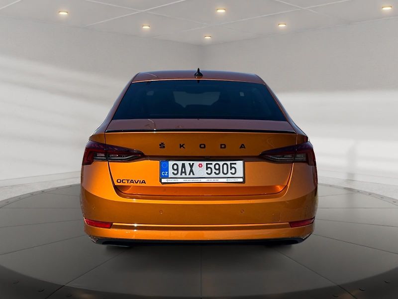 Škoda Octavia (2023) SPORTLINE 1.5e-TEC 110kW CZ - fotka 5 z 11
