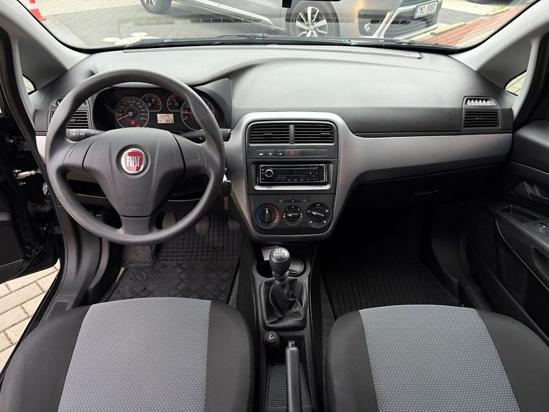 Fiat Punto 1.2 - fotka 12 z 14
